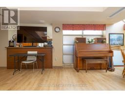204 - 49 RAGLAN STREET - 30