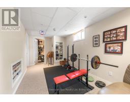 911 WATSON PLACE - 30