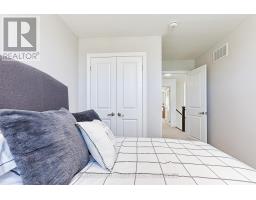 18 GREGORY AVENUE - 24