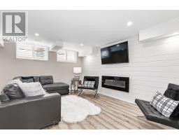 18 GREGORY AVENUE - 26