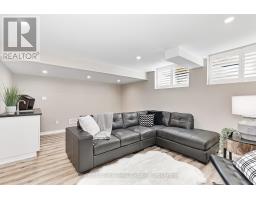 18 GREGORY AVENUE - 28