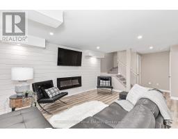 18 GREGORY AVENUE - 29