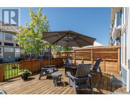18 GREGORY AVENUE - 40