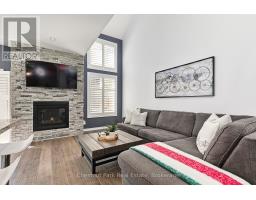 18 GREGORY AVENUE - 7
