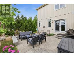 46 GREAVES AVENUE - 33