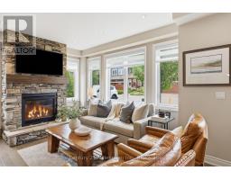 46 GREAVES AVENUE - 8