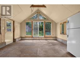 379 GLOUCESTER STREET - 3