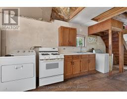 379 GLOUCESTER STREET - 6