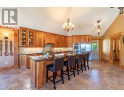 805 EASTDALE DRIVE - 20