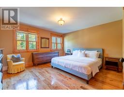 805 EASTDALE DRIVE - 22