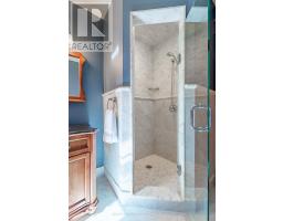 805 EASTDALE DRIVE - 34