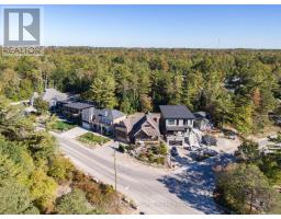 805 EASTDALE DRIVE - 43