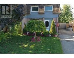 169 BURBANK CRESCENT - 1