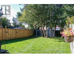 169 BURBANK CRESCENT - 4