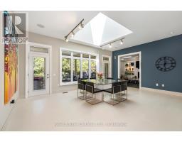 4507 LAKESHORE ROAD - 10