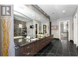 4507 LAKESHORE ROAD - 20