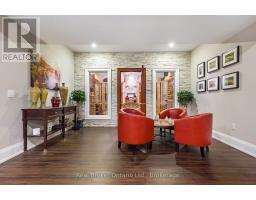 4507 LAKESHORE ROAD - 35