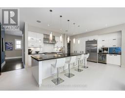 4507 LAKESHORE ROAD - 5
