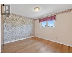 32 MILFORD CRESCENT - 33