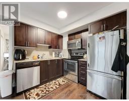 1724 - 2 EVA ROAD - 22