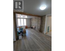 428 QUEEN STREET S - 21