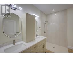 56 - 1182 QUEEN STREET - 14
