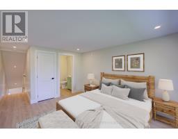 56 - 1182 QUEEN STREET - 17