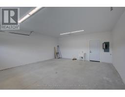 56 - 1182 QUEEN STREET - 20