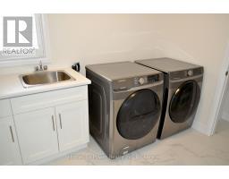 3 LOVERING LANE - 20