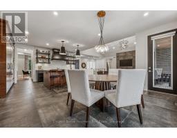 14 INVERHILL ROAD - 12