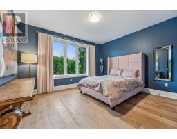14 INVERHILL ROAD - 23