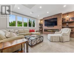 14 INVERHILL ROAD - 25