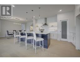 31 NICHOLAS WAY WAY - 8