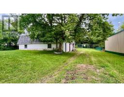 1069 7TH AVENUE - 3