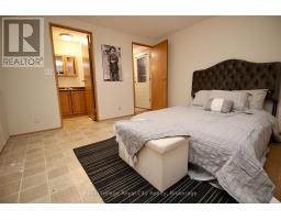 6 OLYMPIA AVENUE - 13