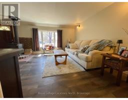 2843 592 HIGHWAY - 15