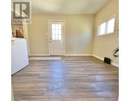 2843 592 HIGHWAY - 22