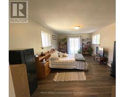 2843 592 HIGHWAY - 25