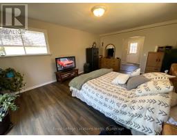 2843 592 HIGHWAY - 28
