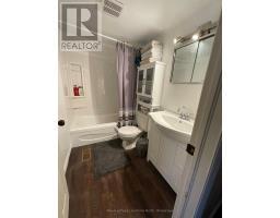 2843 592 HIGHWAY - 34