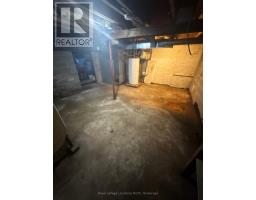 2843 592 HIGHWAY - 38