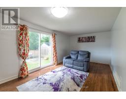 74 - 129 VICTORIA ROAD N - 15