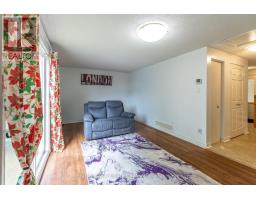 74 - 129 VICTORIA ROAD N - 17