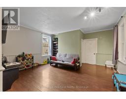125 ELORA STREET S - 16
