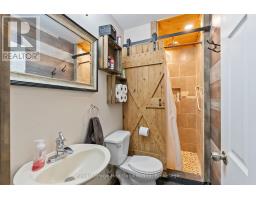 125 ELORA STREET S - 18