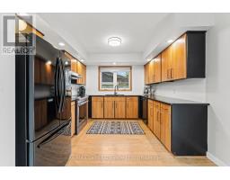 222 PENETANGORE ROW - 11
