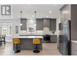 467 WARREN STREET - 12