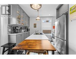 122 NELSON STREET E - 15