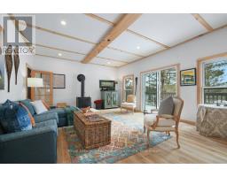 10 3RD CONCESSION ROAD - 32
