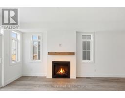 130 WHITE OAK CRESCENT - 11